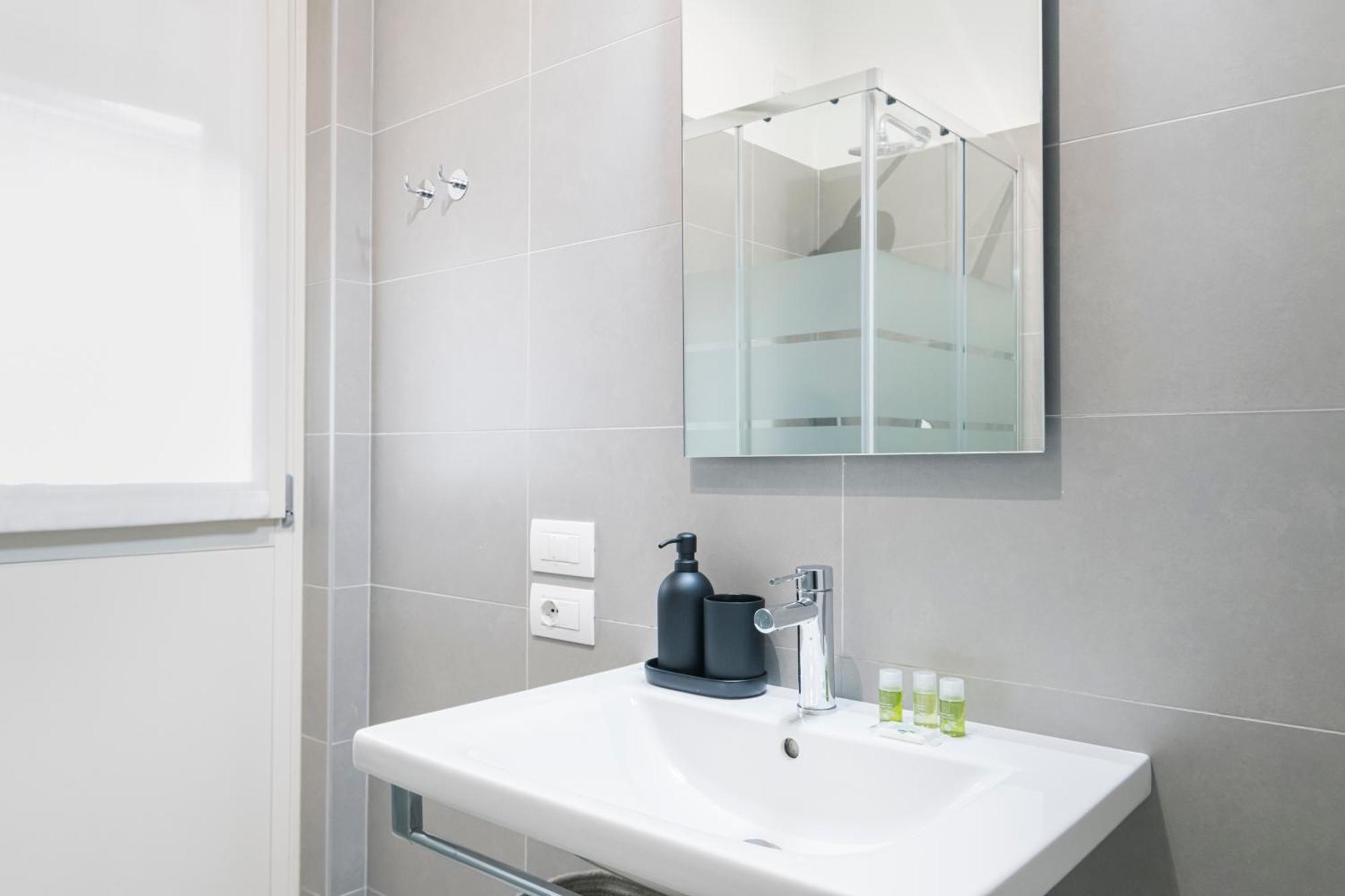 מילאנו Luxury Apt In Moscova מראה חיצוני תמונה